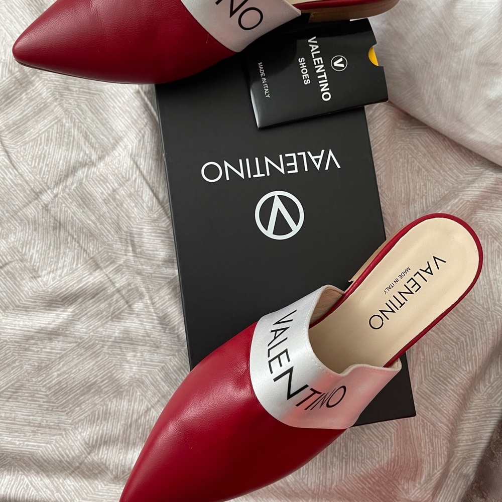 Valentino Women’s shoes MSRP 395$